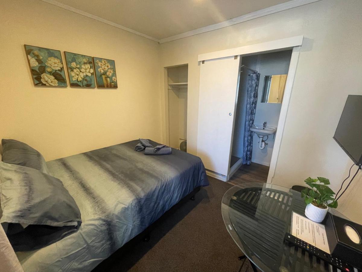 Summer Inn Motel Orewa Extérieur photo