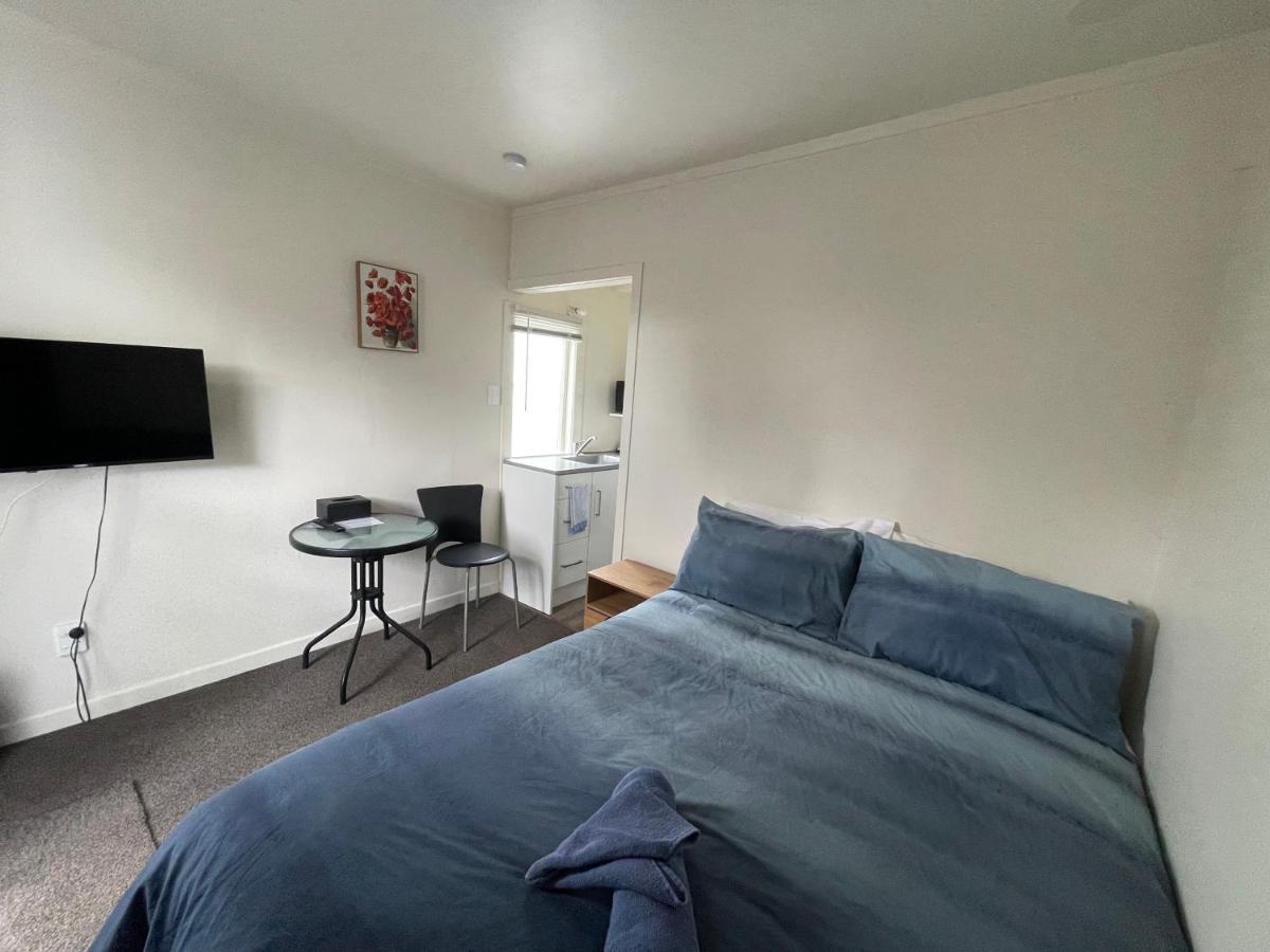 Summer Inn Motel Orewa Extérieur photo