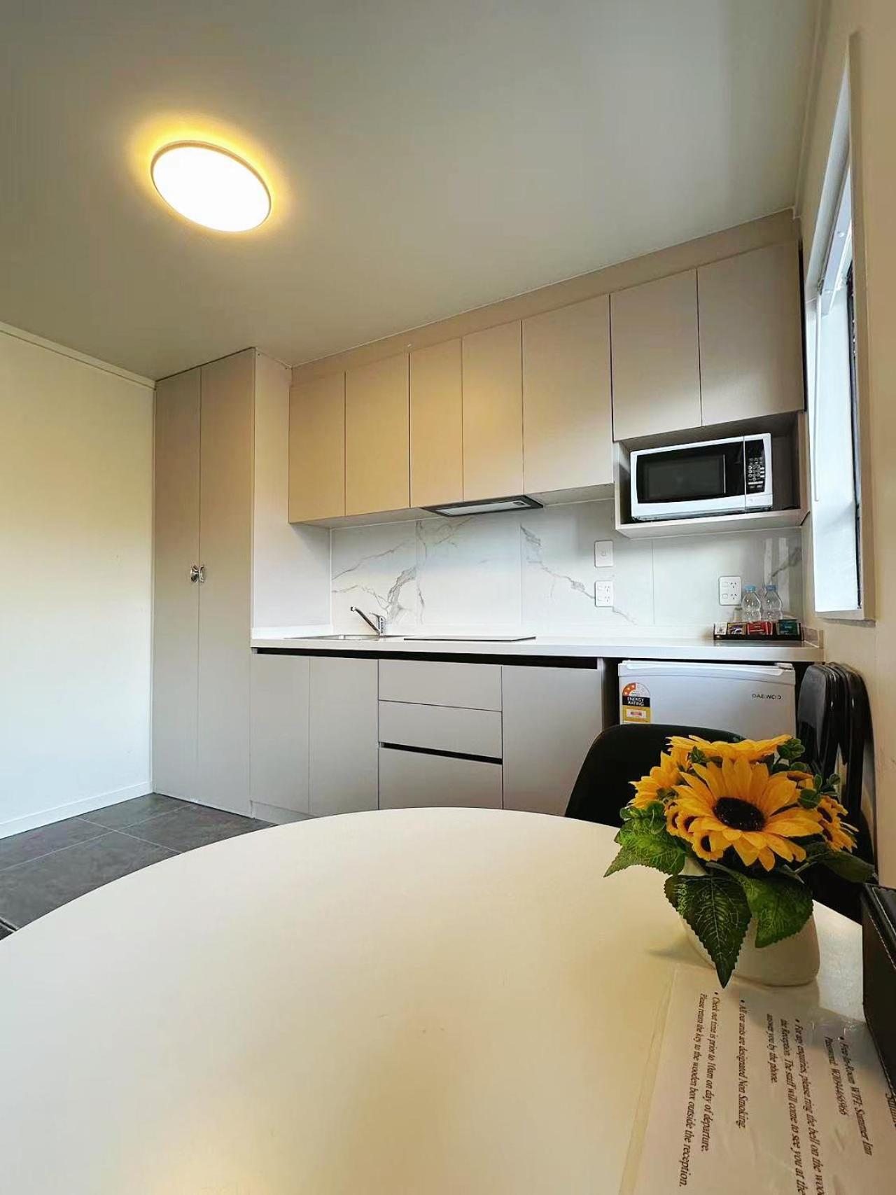 Summer Inn Motel Orewa Extérieur photo